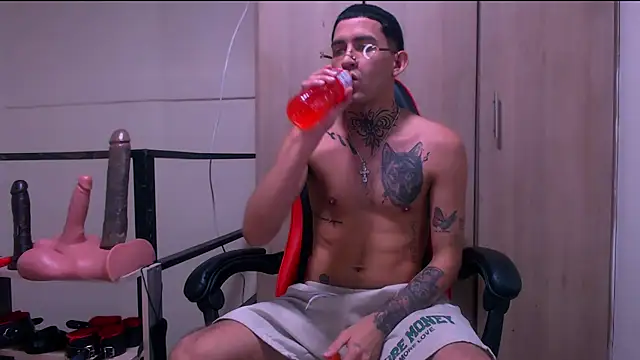 dilan abraham12 online show from March 20, 2026, 6:29 am