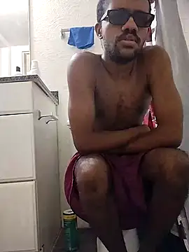 moneybaggtj online show from September 14, 2025, 12:37 pm