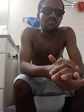 moneybaggtj online show from September 16, 2025, 3:13 pm