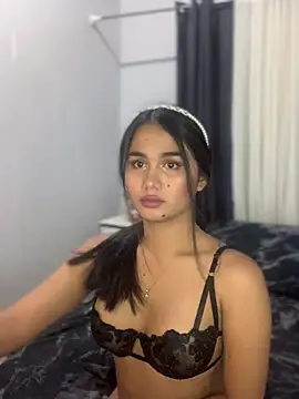 AngelHille online show from March 13, 2026, 2:51 am