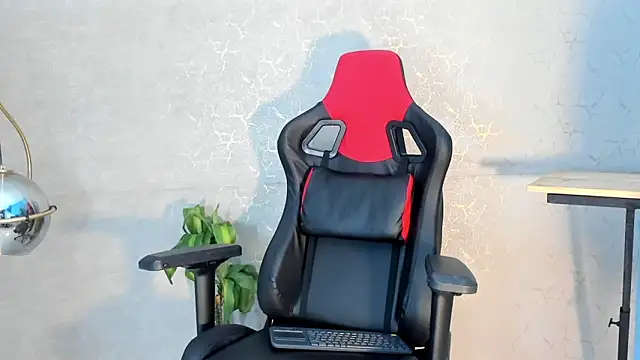 zorre  online show from November 29, 2025, 7:06 pm