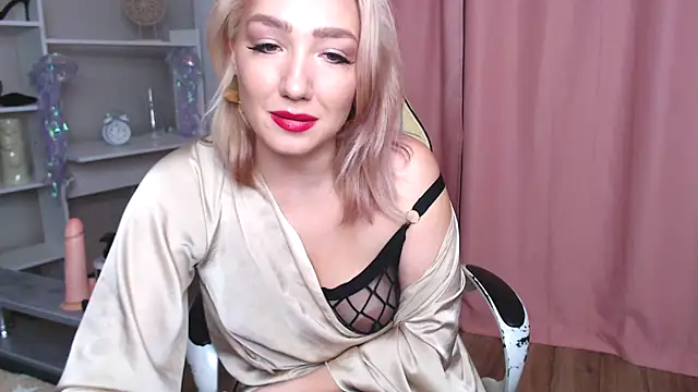 selenallen online show from December 3, 2025, 2:37 pm