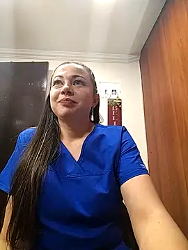 Madisson-04  online show from September 12, 2025, 9:15 pm