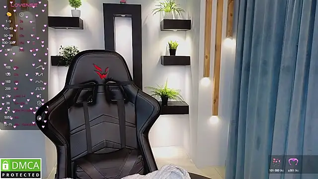 Roxy foxi online show from September 29, 2025, 1:11 am