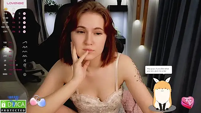 Roxy foxi online show from October 23, 2025, 2:00 am