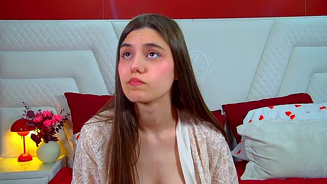 ArianaAllens online show from April 21, 2026, 6:23 pm