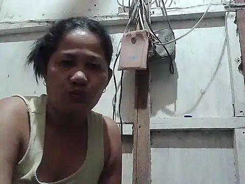 hotmama 063 online show from February 27, 2026, 9:48 pm