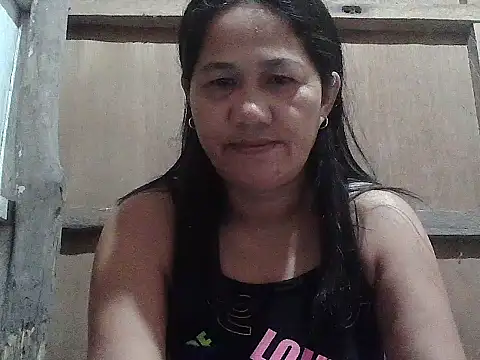 hotmama 063 online show from April 17, 2026, 9:40 pm