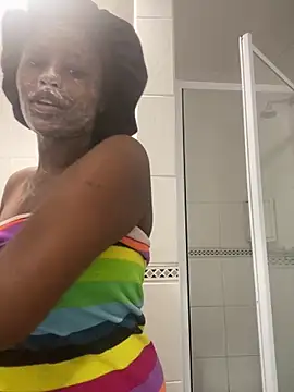 Moonzy77 online show from September 21, 2025, 4:30 pm