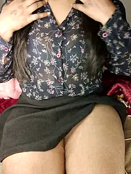 Snapshot of Riya_Malik chatting on March 4, 2026, 3:01 am Riya Malik online show from March 4, 2026, 3:01 am