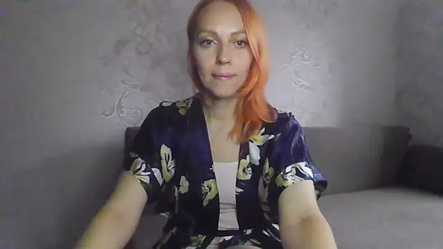 MashaSwan9977 online show from September 24, 2025, 2:42 pm