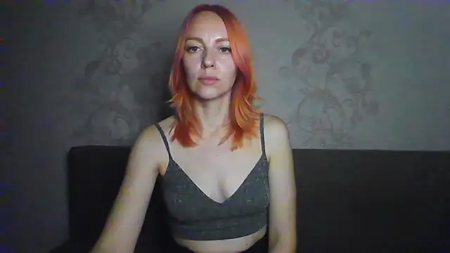 MashaSwan9977 online show from October 2, 2025, 4:47 pm