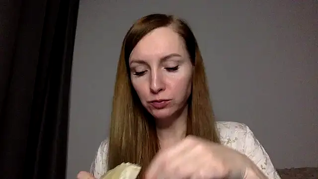 Varnyx online show from November 26, 2025, 6:20 pm