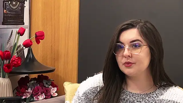 Mia Swano online show from April 22, 2026, 1:52 am