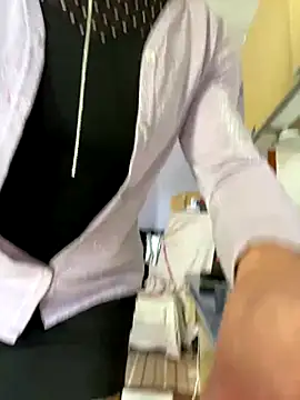 vikinylon online show from September 17, 2025, 11:23 am