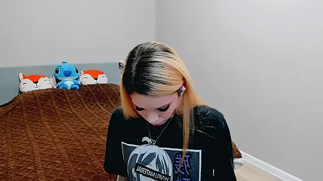 Kitten Alissa online show from October 9, 2025, 6:50 pm