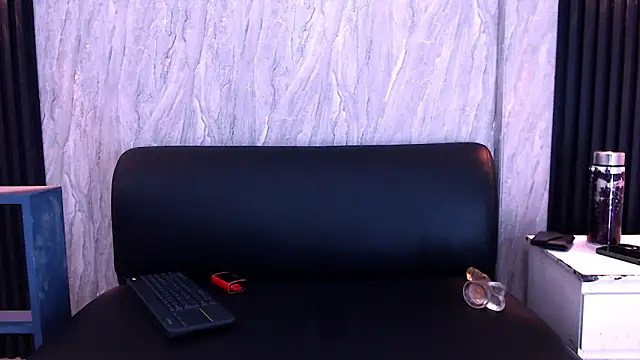 Andy Look online show from October 30, 2025, 3:52 am