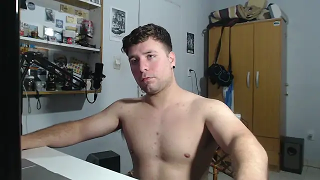 ferrari1996 online show from November 11, 2025, 5:40 am