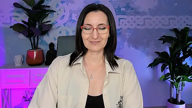 UnaTerra online show from November 14, 2025, 9:19 am