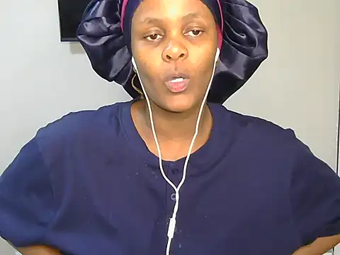 Sultry Booty online show from October 18, 2025, 3:57 pm