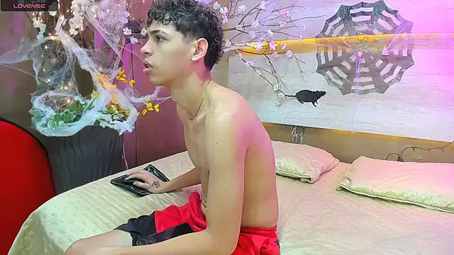 Mycandyfor You online show from October 24, 2025, 7:10 pm