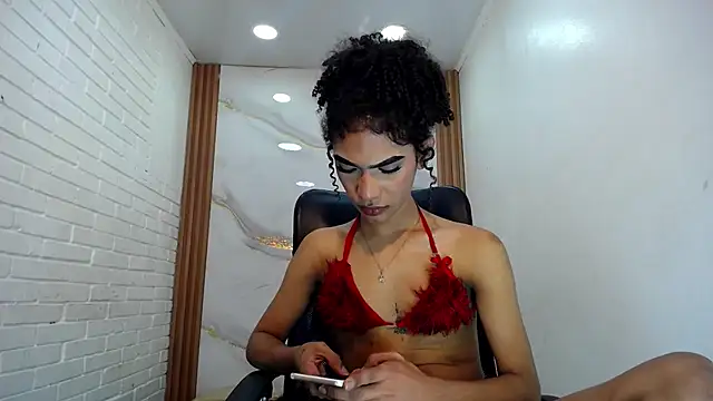 Penelopee Rouse online show from October 9, 2025, 7:23 pm