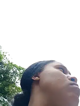 MoniqueMulberry online show from September 30, 2025, 6:35 pm