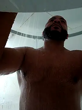 Snapshot of tripping385 chatting on September 21, 2025, 9:05 pm tripping385 online show from September 21, 2025, 9:05 pm