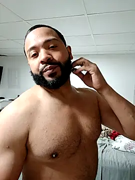 Snapshot of tripping385 chatting on October 25, 2025, 1:57 am tripping385 online show from October 25, 2025, 1:57 am