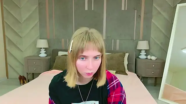 Beverly Gomes online show from September 25, 2025, 3:38 pm