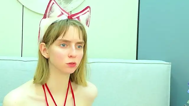 Beverly Gomes online show from April 21, 2026, 5:50 pm