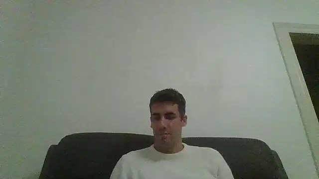 Snapshot of JulioIsHere4you chatting on September 27, 2025, 1:10 am JulioIsHere4you online show from September 27, 2025, 1:10 am