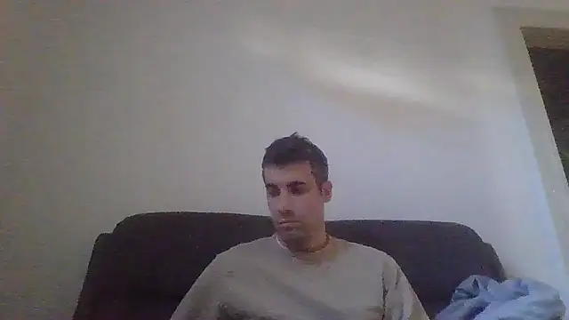 Snapshot of JulioIsHere4you chatting on January 16, 2026, 10:41 am JulioIsHere4you online show from January 16, 2026, 10:41 am