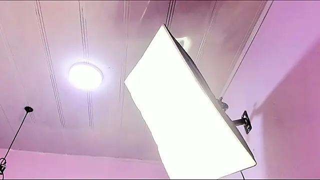 sharik noa online show from September 23, 2025, 7:39 pm