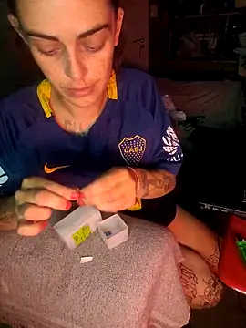 Snapshot of Almendrasexy chatting on November 1, 2025, 8:05 am Almendrasexy online show from November 1, 2025, 8:05 am