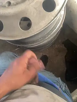 Chico031289 online show from February 12, 2026, 6:25 pm