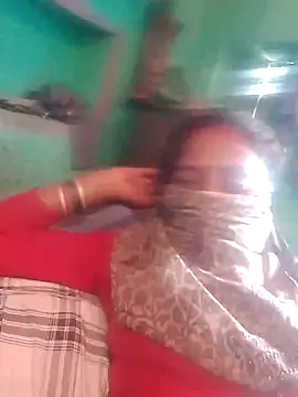 CUTE-004 online show from October 7, 2025, 6:21 am