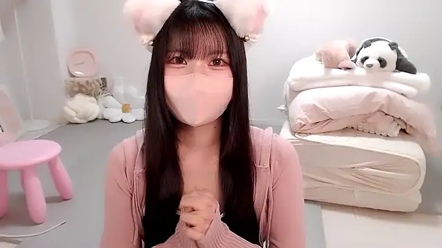 moka-neko online show from September 23, 2025, 12:08 pm