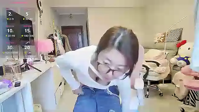 Diva VVN online show from September 29, 2025, 11:42 pm