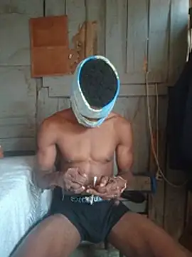 Snapshot of SeductiveDick1997 chatting on June 18, 2026, 9:47 am SeductiveDick1997 online show from June 18, 2026, 9:47 am