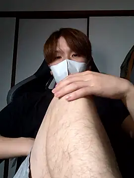 Snapshot of yuton_2525 chatting on October 18, 2025, 2:58 am yuton 2525 online show from October 18, 2025, 2:58 am