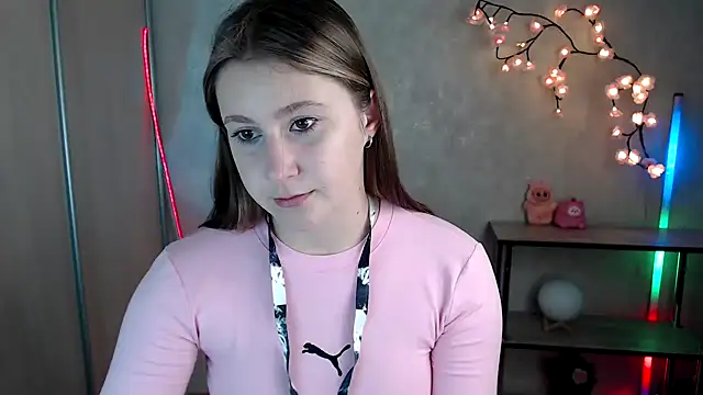 Snapshot of Milka_kamila chatting on June 2, 2026, 12:18 pm Milka kamila online show from June 2, 2026, 12:18 pm