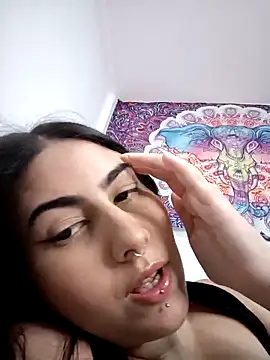 ApenasLys online show from October 18, 2025, 9:15 pm