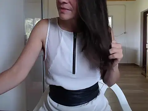 Missforever online show from November 14, 2025, 3:22 pm