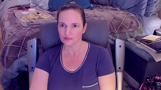 ninajaymes online show from January 15, 2025, 8:20 am