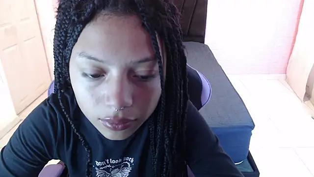 EIVIY1609 online show from December 5, 2025, 1:31 pm