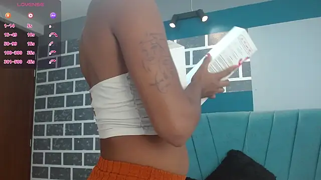 Snapshot of Chloe_Brown3 chatting on November 14, 2025, 5:44 pm Chloe Brown3 online show from November 14, 2025, 5:44 pm