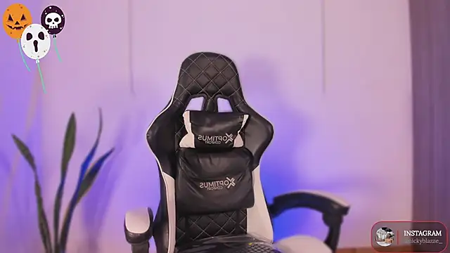 Nickyblazze  online show from November 1, 2025, 12:29 pm