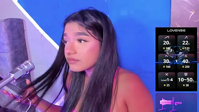 lau-hot online show from February 12, 2026, 8:26 pm