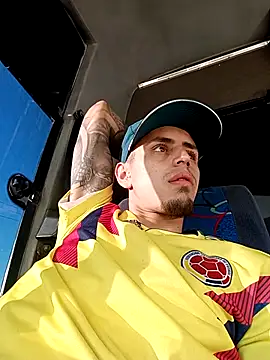 1C2AM22 online show from September 9, 2025, 10:20 pm